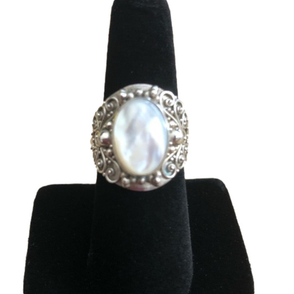 925 Sterling Silver with White Pearlized Oval Stone